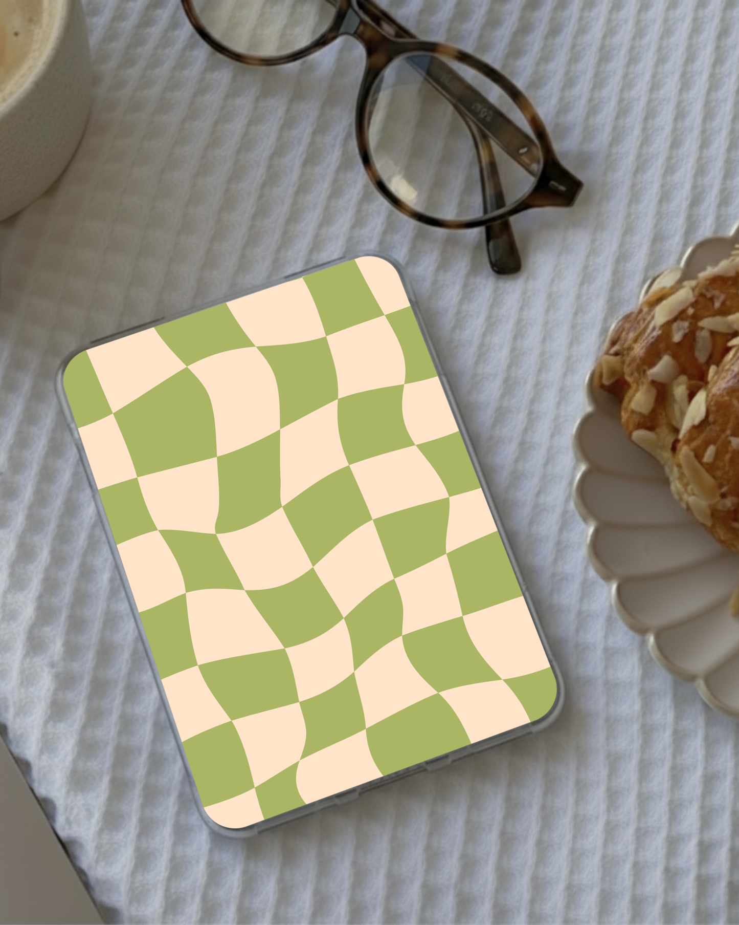 GROOVY GRID COLLECTION | E-reader Inserts