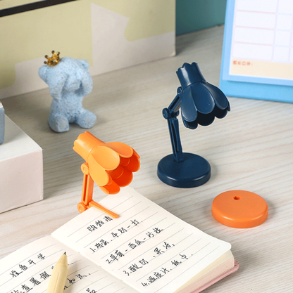 Mini Magnetic Flower Book Light