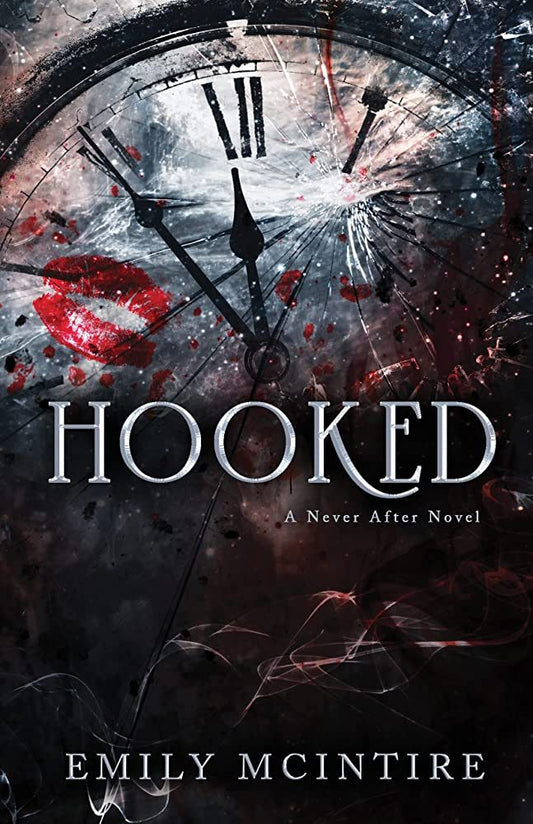 Hooked (Never After #1) | Emily McIntire | Paperback