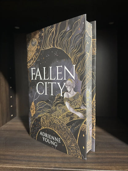 Fallen City, Adrienne Young | Fairyloot Edition